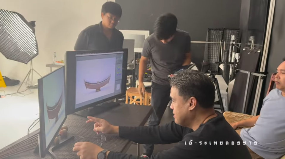 เบื้องหลังการบันทึกภาพ
