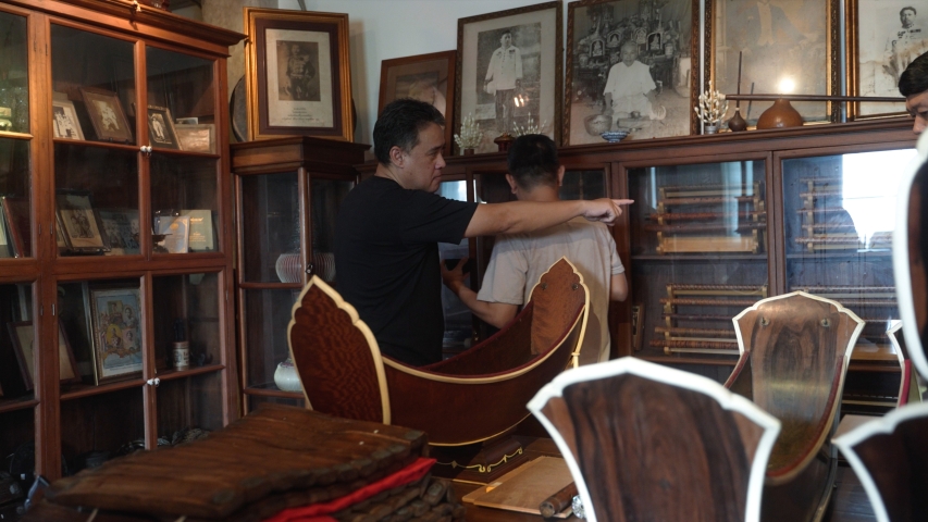ภาพเบื้องหลังการเลือกเครื่องดนตรี